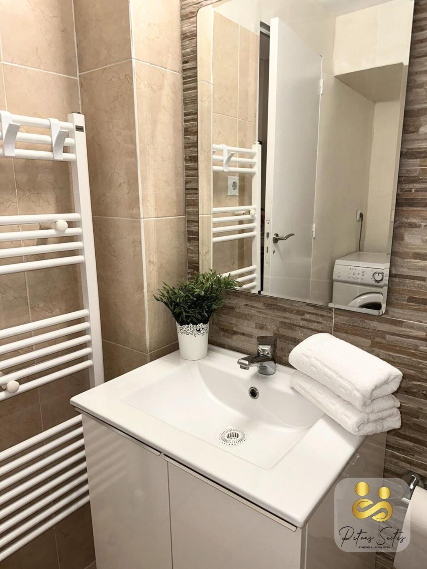 Petras Luxury Suites 雅典 外观 照片